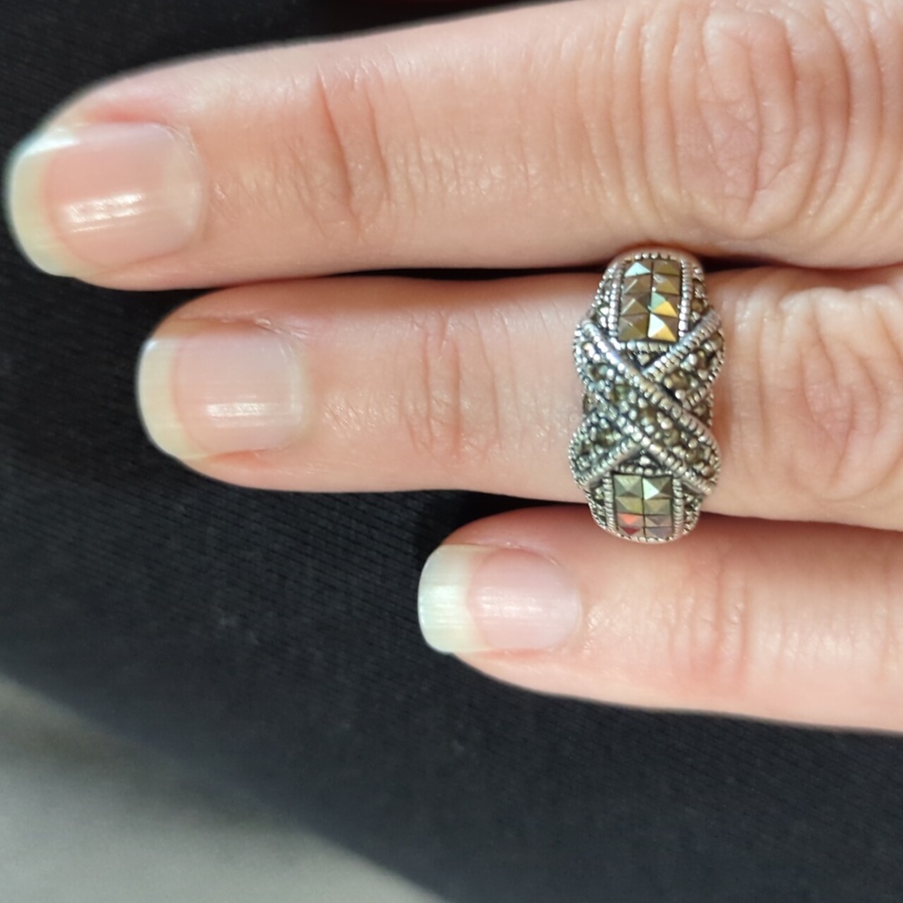 Women's Ring size 6